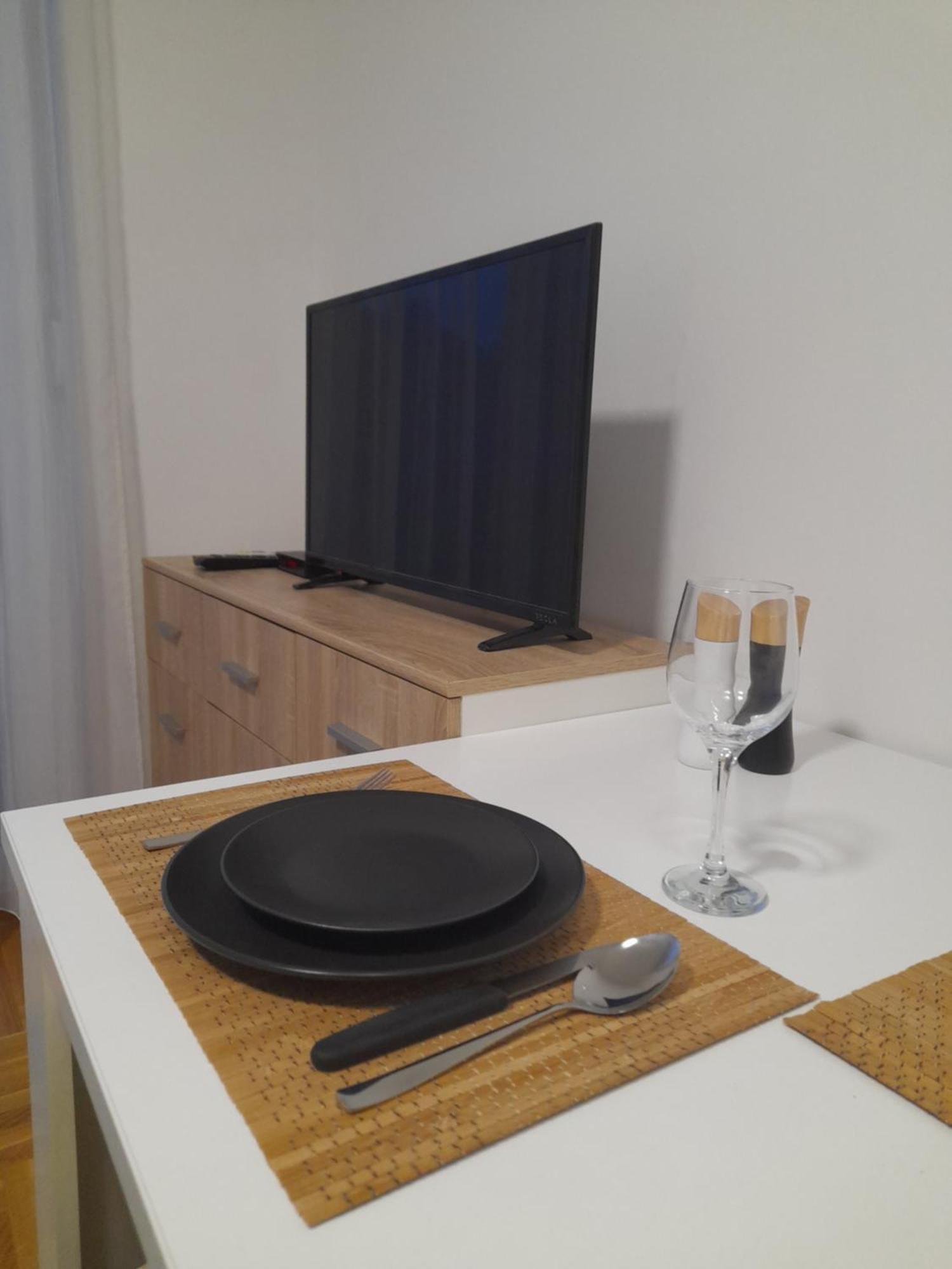 Nikola Ns Apartment Novi Sad Luaran gambar