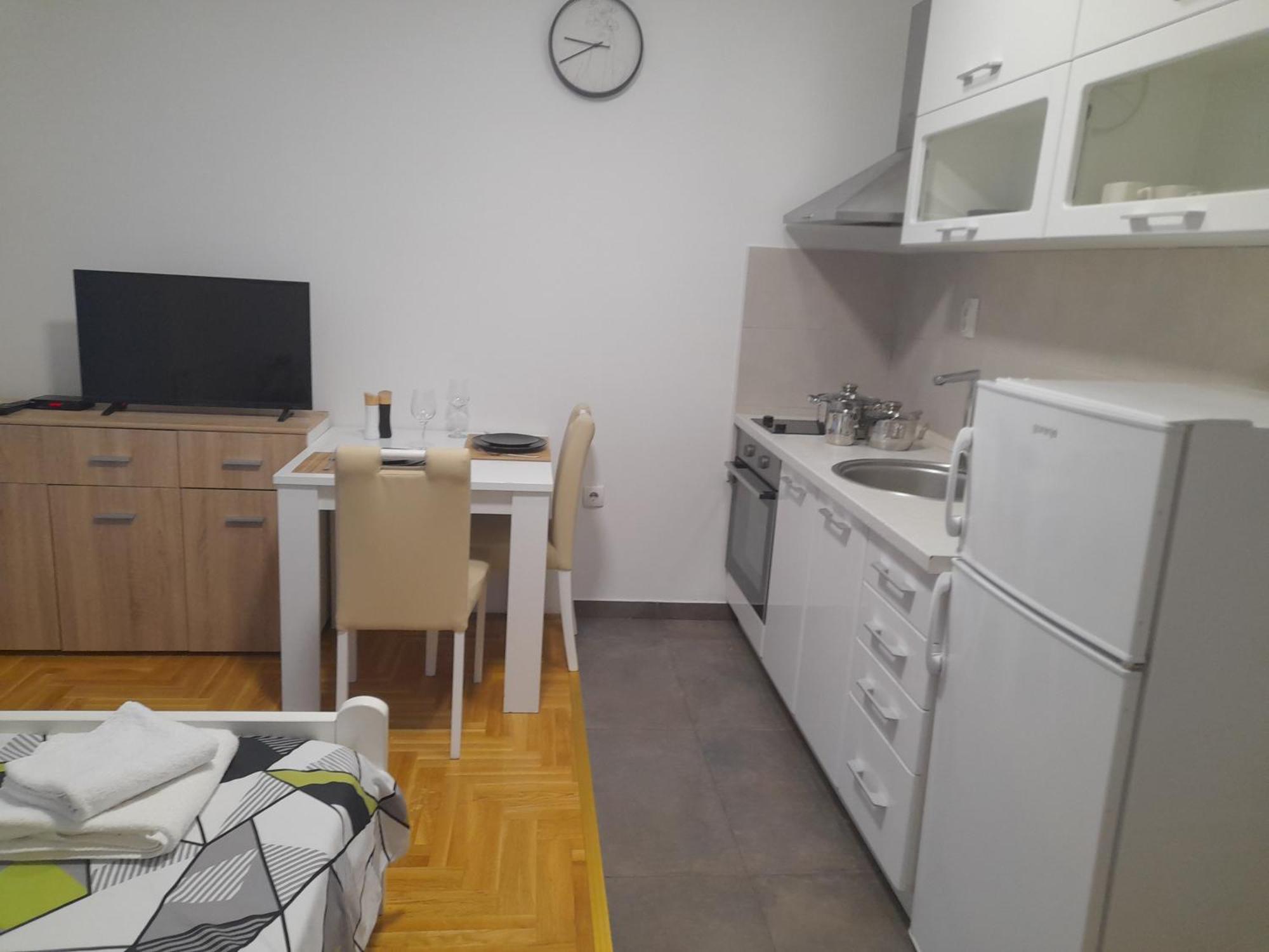 Nikola Ns Apartment Novi Sad Luaran gambar